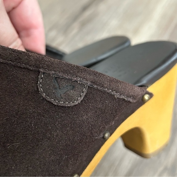 American Eagle Outfitters Brown Leather Clogs Women Size 6 - Picture 10 of 13